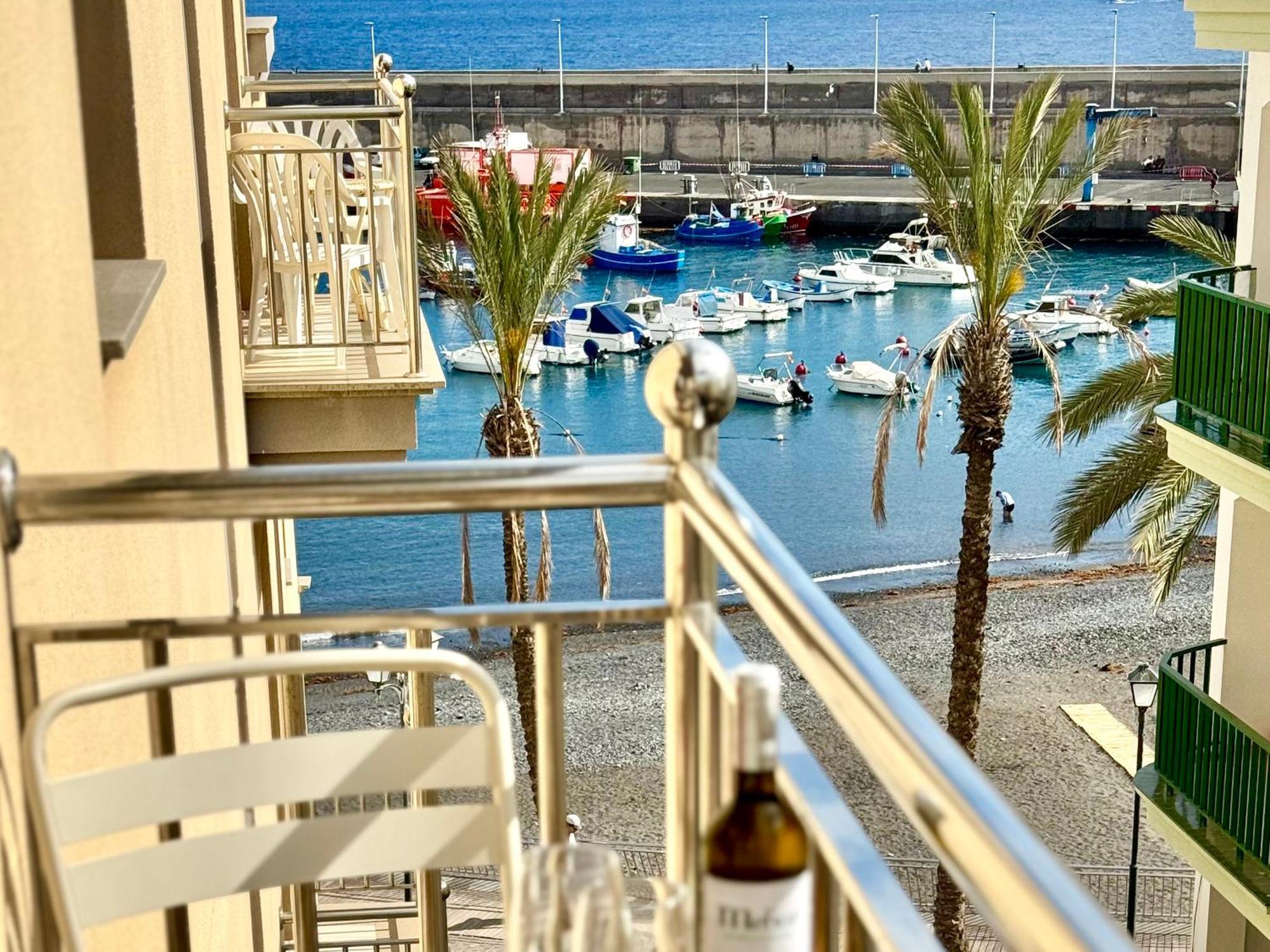 Number 5 At The Marina, Playa San Juan, South Tenerife Extérieur photo